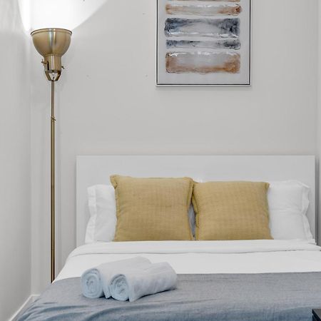 Spadina Modern Suites トロント エクステリア 写真